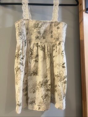 Abercrombie & Fitch floral top size small